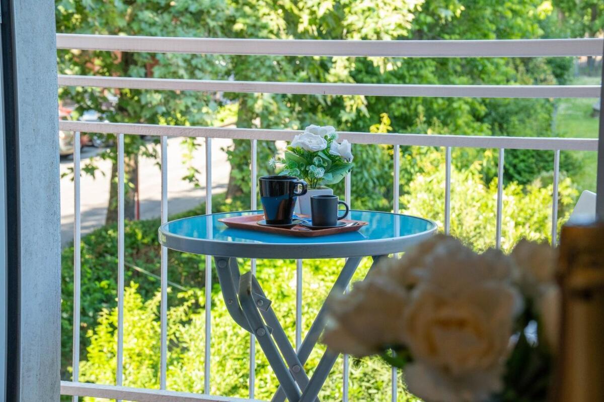 San Raffaele-linate Free Parking Balcony Wifi 4 Pax